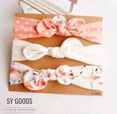 SY Goods - Baby haarband - peuter haarband - baby haarband met strik - peuter haarband met strik - kraamcadeau - haaraccessoires baby - newborn fotoshoot - baby bandana - peuter bandana - babyshower - babyshower cadeau - roze / wit / flamingo