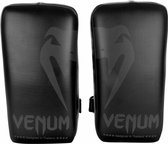 Venum Giant Kick Pads Thai Pads Zwart Zwart Venum Giant Kick Pads Thai Pads (Pair)