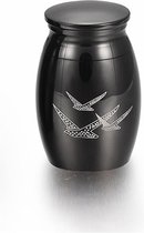Mini Urntje Zwart Met Vogels. Mooi klein urntje voor een grote herinnering 7.5
ML inhoud.