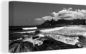 Canvas Schilderijen - Panorma van het beroemde strand Ipanema in Brazilië - zwart wit - 160x80 cm - Wanddecoratie