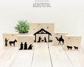 Houten - kerststal - decoratie - Jozef - Maria - Jezus - drie wijzen - herder - dieren - Kerst - hout - kerstmis - versiering - stal - kribbe - kerstversiering - kerstdecoratie