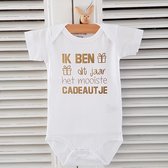 Baby Rompertje met tekst cadeau liefste mama papa Ik ben dit jaar het mooiste cadeautje | korte mouw | wit goud | maat 50/56 Geboorte Cadeau aankondiging bekendmaking zwangerschap aanstaande Kraamcadeau jongen meisje eerste Moederdag vaderdag 2022