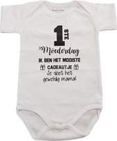 Rompertje baby tekst cadeau | mijn eerste moederdag ik ben het mooiste cadeautje je doet het geweldig mama |korte mouw | wit zwart | maat 62-68 bekendmaking zwangerschap aanstaande baby jongen meisje unisex