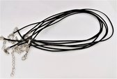 1 + 1 gratis- Zwart- leer ketting - L 45 cm - D2 mm - Prachtig voor alle hangers.