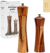 Peper en Zoutmolen set - 22CM - Pepermolen - Zoutmolen - 2 stuks - Acacia hout - Instelbare maalgraad - Duurzaam - Luxe kwaliteit - Hervulbaar - Barbecue - BBQ accesoires - Zout peper kruiden - Sinterklaas - Kerst