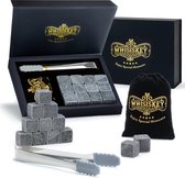 Whisiskey Luxe Whiskey Stones Set - 12 stuks - Natuursteen Whiskey Stenen Voor Glazen - IJsblokjes - Ijstang - Fluwelen Opbergzak - Herbruikbare IJsblokjes - IJklontjes Steen - Ice Cube - Sinterklaas Cadeautjes - Cadeau voor Man & Vrouw