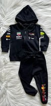 Fan Edition Red Bull Racing F1 Gift Box | Nr. 1 Max Verstappen Fan | 100% bio-cotton | Gift Box includes Jumpsuit - 3 Baby Rompers - Jogging Suit | Ideaal kraamcadeau voor de F1 Fan | Maat EU62/68