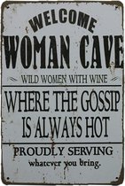 Wandbord - Welcome wild women - Metalen wandbord - Mancave - Decoratie - Tekst bord - Metal sign - Metalen borden - Vrouwen - Vintage Retro - Mancave - Wand Decoratie - Metalen bord - 20 x 30 cm - Ca